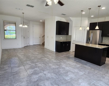 9817 Winnington Street - Photo Thumbnail 5