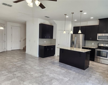 9817 Winnington Street - Photo Thumbnail 11