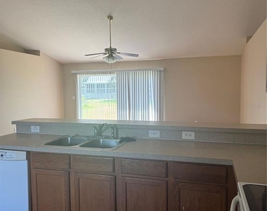 606 Tamarin Lane - Photo Thumbnail 11