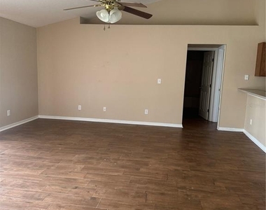 606 Tamarin Lane - Photo Thumbnail 9
