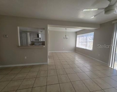 2419 Fan Palm Drive - Photo Thumbnail 5