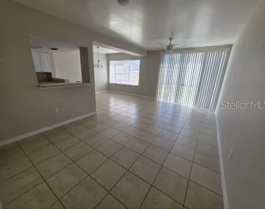 2419 Fan Palm Drive - Photo Thumbnail 4