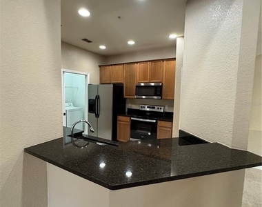 3331 Whitestone Circle - Photo Thumbnail 2