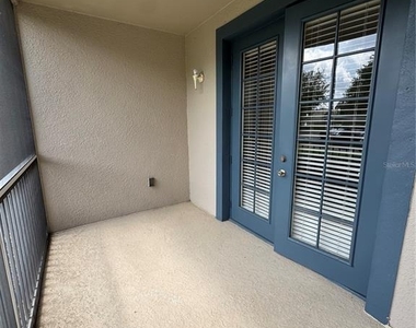 3331 Whitestone Circle - Photo Thumbnail 13