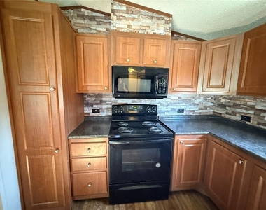 1414 Eva Avenue - Photo Thumbnail 9