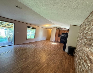 1414 Eva Avenue - Photo Thumbnail 3