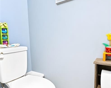 1120 Lakeshore Breeze Place - Photo Thumbnail 17