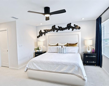 1120 Lakeshore Breeze Place - Photo Thumbnail 27
