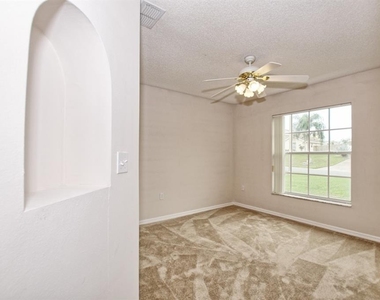132 Azalea Drive - Photo Thumbnail 11