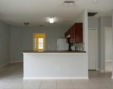 752 Paris Drive - Photo Thumbnail 11