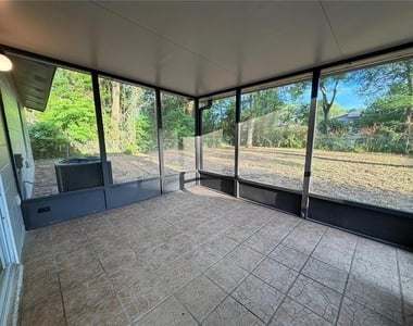 330 Dogwood Avenue - Photo Thumbnail 17