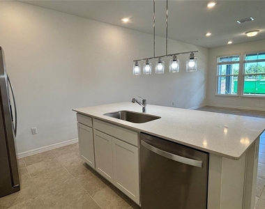11451 Harborview Street - Photo Thumbnail 5