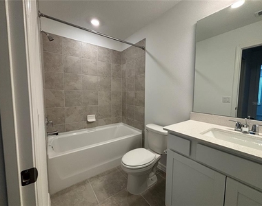 11451 Harborview Street - Photo Thumbnail 15