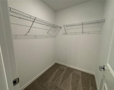 11451 Harborview Street - Photo Thumbnail 10