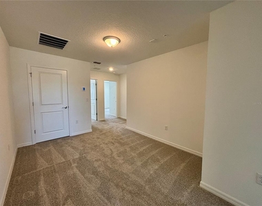 11451 Harborview Street - Photo Thumbnail 12