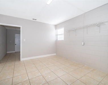 4522 Fetrow Drive - Photo Thumbnail 18