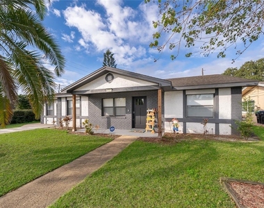 4522 Fetrow Drive - Photo Thumbnail 2