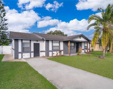 4522 Fetrow Drive - Photo Thumbnail 1