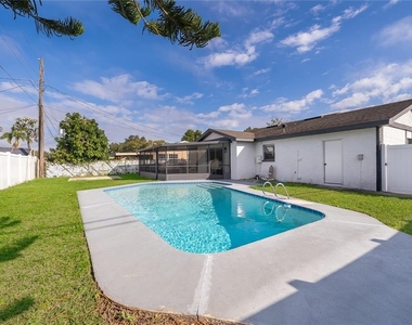 4522 Fetrow Drive - Photo Thumbnail 21