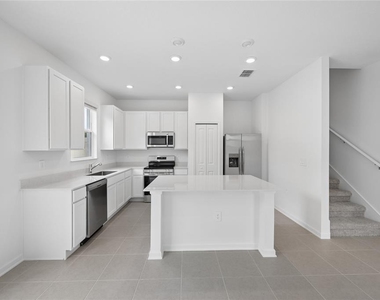 3091 Chromatic Street - Photo Thumbnail 4