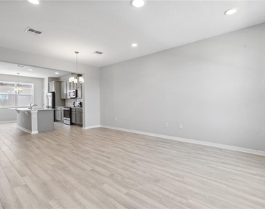 15811 Tollington Alley - Photo Thumbnail 2