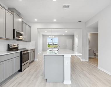 15811 Tollington Alley - Photo Thumbnail 8