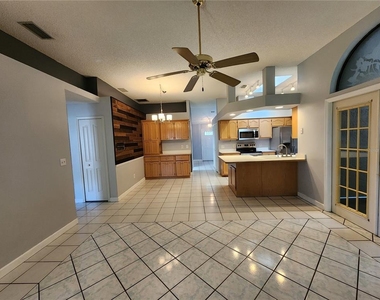 1828 Kumquat Drive - Photo Thumbnail 9