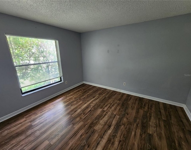 1828 Kumquat Drive - Photo Thumbnail 13