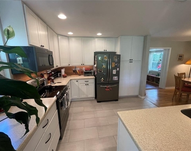 1317 Nw 4th Street - Photo Thumbnail 5