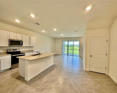 1841 Pleasant Maple Court - Photo Thumbnail 4