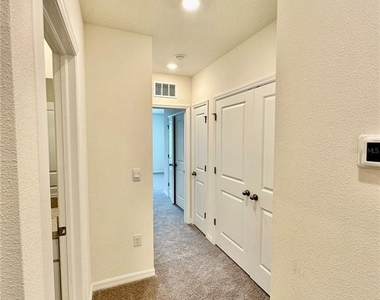 1841 Pleasant Maple Court - Photo Thumbnail 14