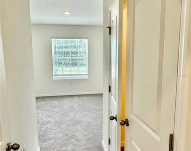 1841 Pleasant Maple Court - Photo Thumbnail 17