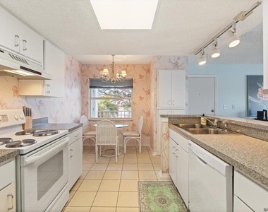 312 108th Street W - Photo Thumbnail 12
