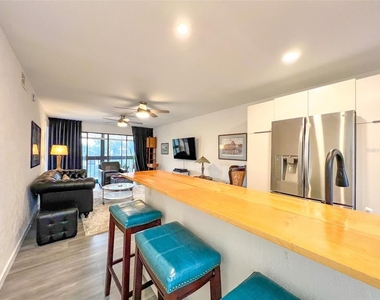 625 30th Avenue W - Photo Thumbnail 8