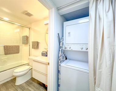 625 30th Avenue W - Photo Thumbnail 26