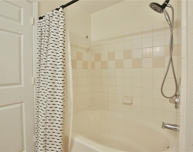5570 Rosehill Road - Photo Thumbnail 9