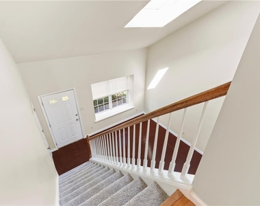 475 Celandine Drive - Photo Thumbnail 13