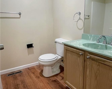 475 Celandine Drive - Photo Thumbnail 13