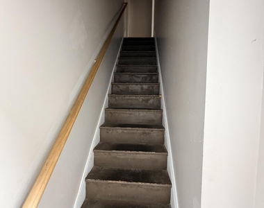 1607 Mulberry Street - Photo Thumbnail 2