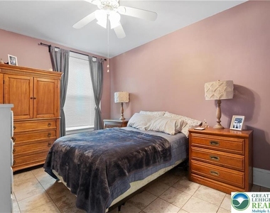 717 W Broad Street - Photo Thumbnail 9