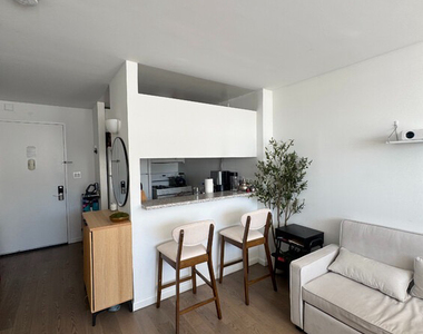 650 West 42nd Street - Photo Thumbnail 10