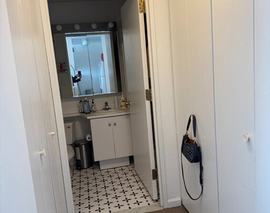 650 West 42nd Street - Photo Thumbnail 8