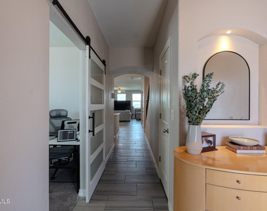 305 Del Palmar - Photo Thumbnail 11