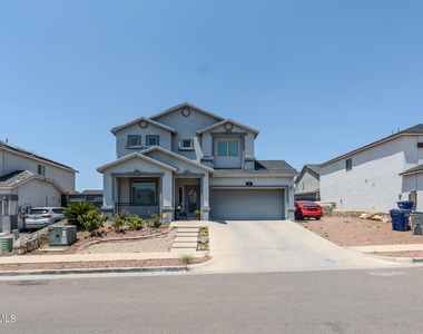 305 Del Palmar - Photo Thumbnail 3