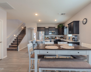 305 Del Palmar - Photo Thumbnail 21