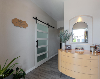 305 Del Palmar - Photo Thumbnail 9