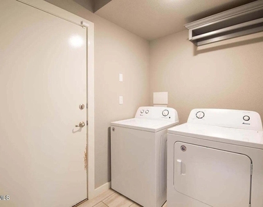 13713 Onley Avenue - Photo Thumbnail 25