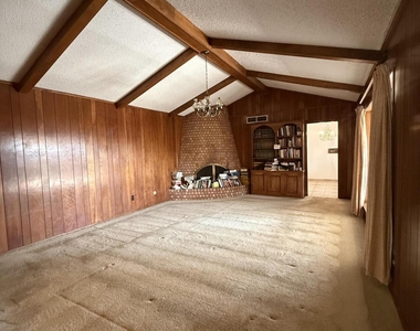 1709 Bruce Devlin Drive - Photo Thumbnail 34