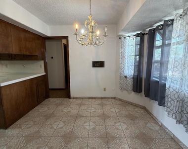 1709 Bruce Devlin Drive - Photo Thumbnail 15