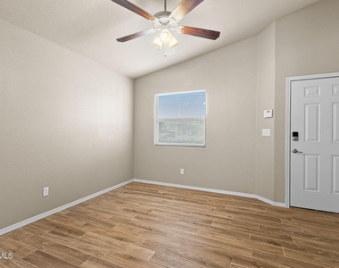 7224 Dust Storm Lane - Photo Thumbnail 5
